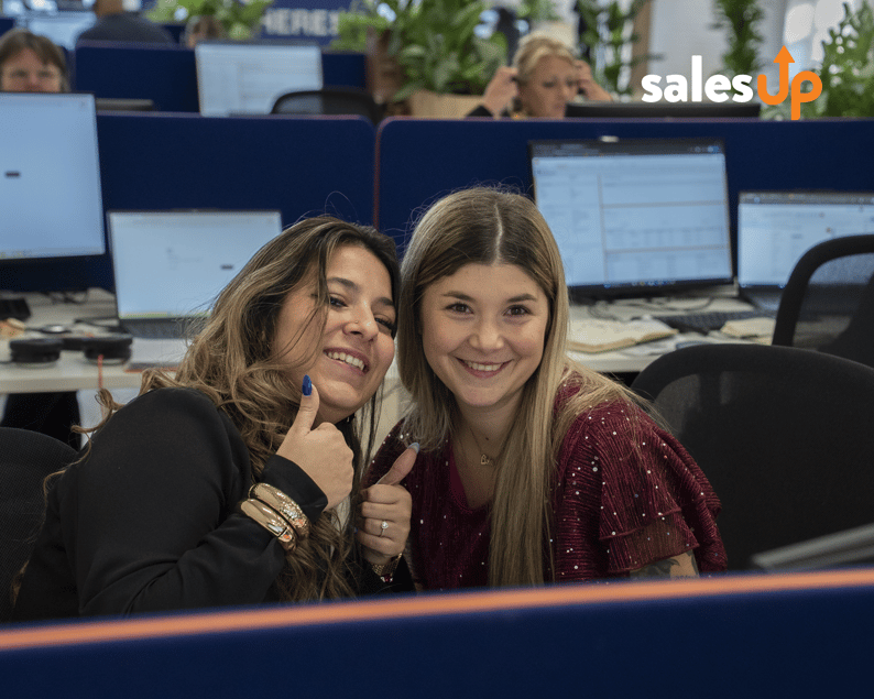 salesUp en Trustteam in wekelijkse afstemming over scripting, doelgroepsegmentatie en campagne-evaluatie voor IT-prospectie in België
